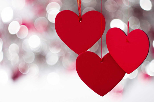 День Святого Валентина: топ подарунків для другої половинки