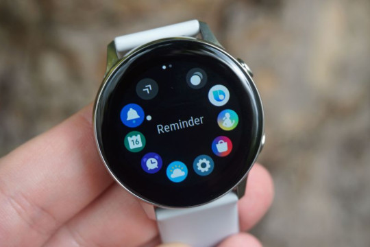 Смарт-часы Samsung Galaxy Watch 4 переходят на новую операционную систему