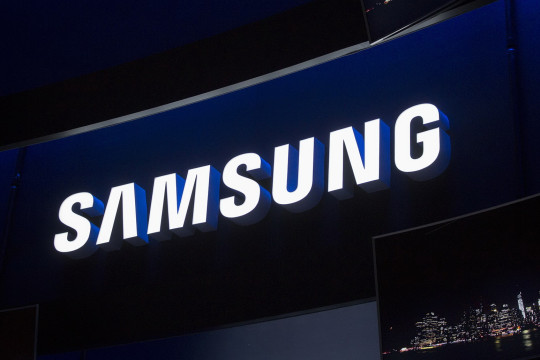 Смартфони Samsung отримають унікальні екрани із щільністю 1000 пікселів на дюйм