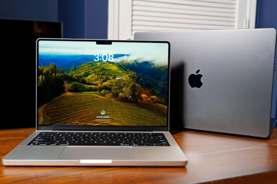 Apple заявила, що 8 Гб оперативки MacBook Pro M3 дорівнюють 16 Гб стандартного ПК