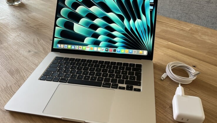 Apple MacBook Air 15.3 M2 2023