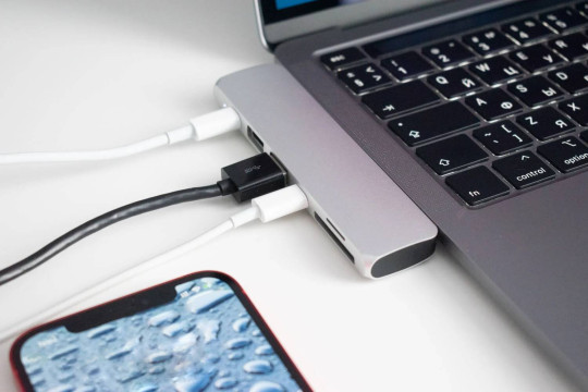 Как выбрать USB-хаб для MacBook