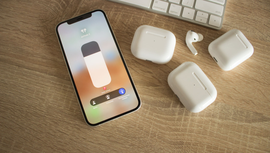 AirPods Max, AirPods 2 і AirPods Pro