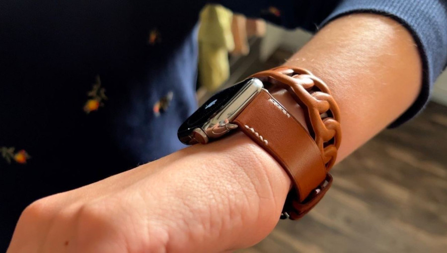 Кожаные ремешки для Apple Watch от Hermes
