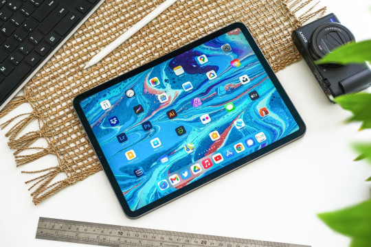 Какой айпад лучше купить в 2024 году: 5 самых популярных моделей Apple iPad