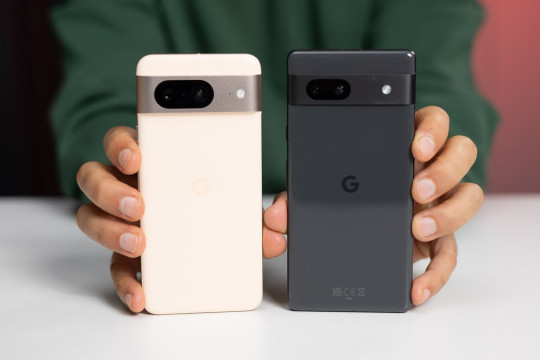 Порівняння Google Pixel 8a з Pixel 7a: чи дійсно новинка краща