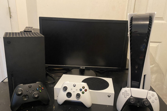 Xbox або Playstation: що краще вибрати справжньому геймеру
