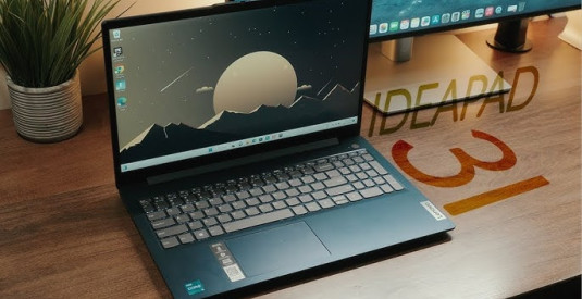 Lenovo IdeaPad Slim 3 – сбалансированный ноутбук по бюджетной цене
