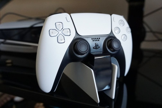 10 крутих аксесуарів для PlayStation 5