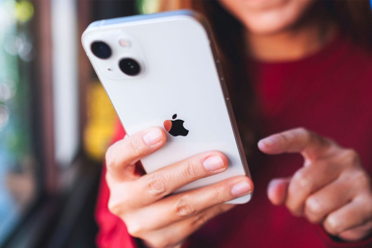 5 секретів незгасної популярності Apple iPhone 13