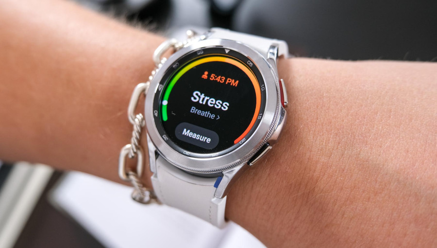 Смарт-годинник Galaxy Watch 4 Classic