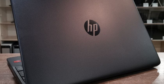 Обзор идеального ноутбука для обучения – компактный HP 15s