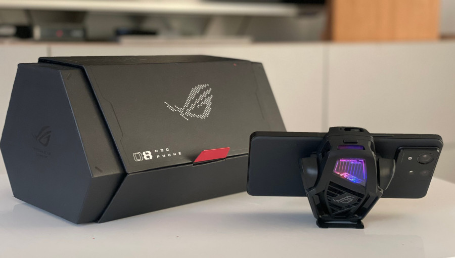 Огляд смартфона Asus ROG Phone 8