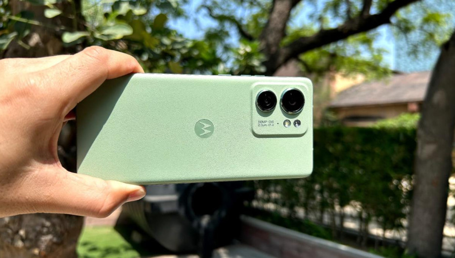 Який смартфон краще: Motorola Edge 40 проти Motorola Edge 50 Pro