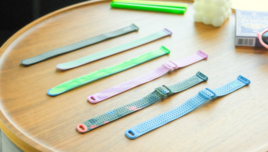 Де купити смарт-годинник Fitbit Ace LTE?