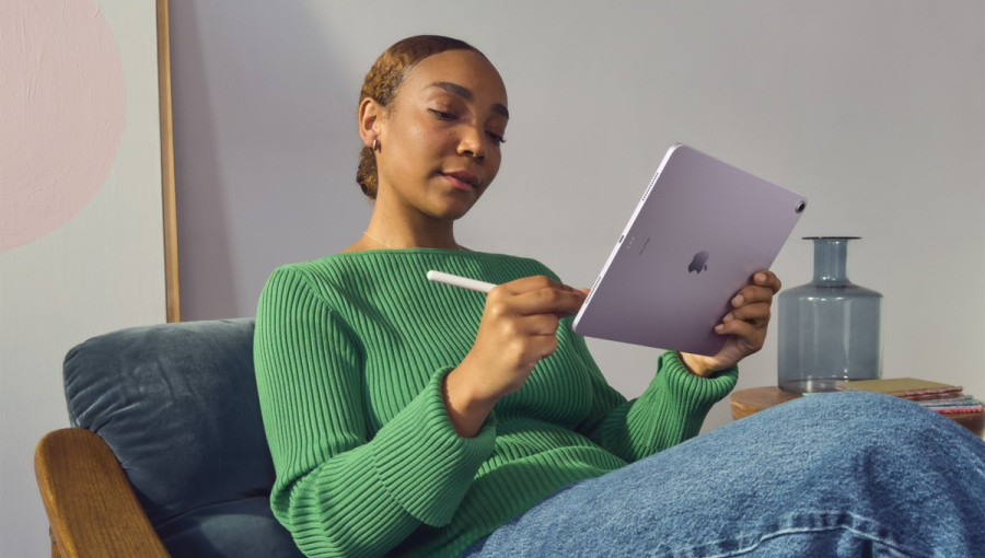 iPad Air со 13-дюймовым дисплеем