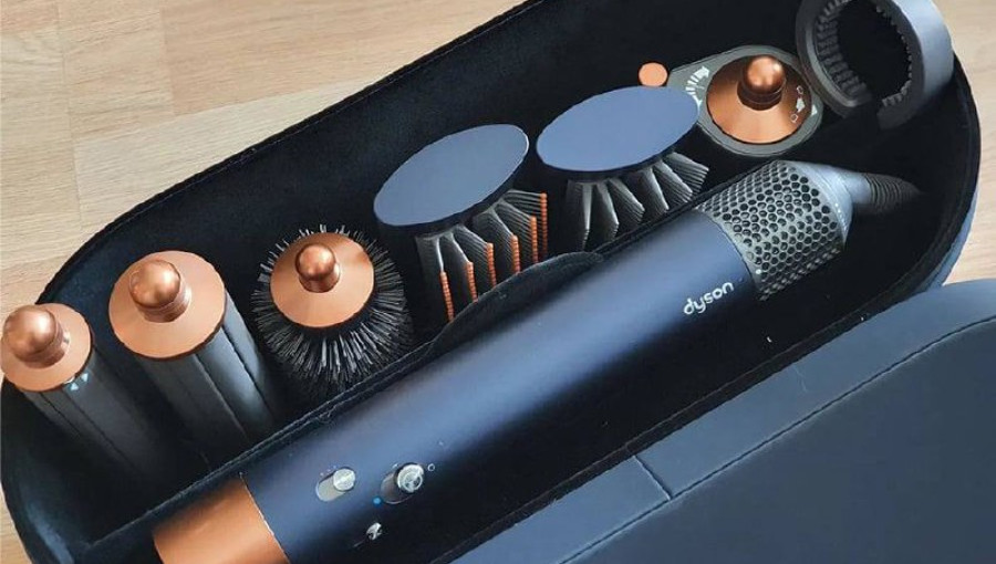 Dyson Airwrap проти Shark Flexstyle: який фен-стайлер для волосся кращий?