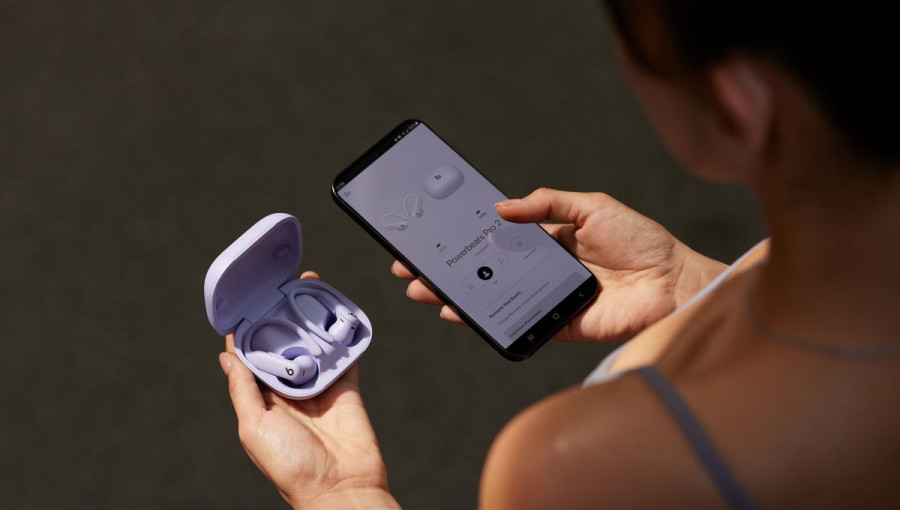 Apple планирует выпуск новых спортивных наушников PowerBeats Pro 2