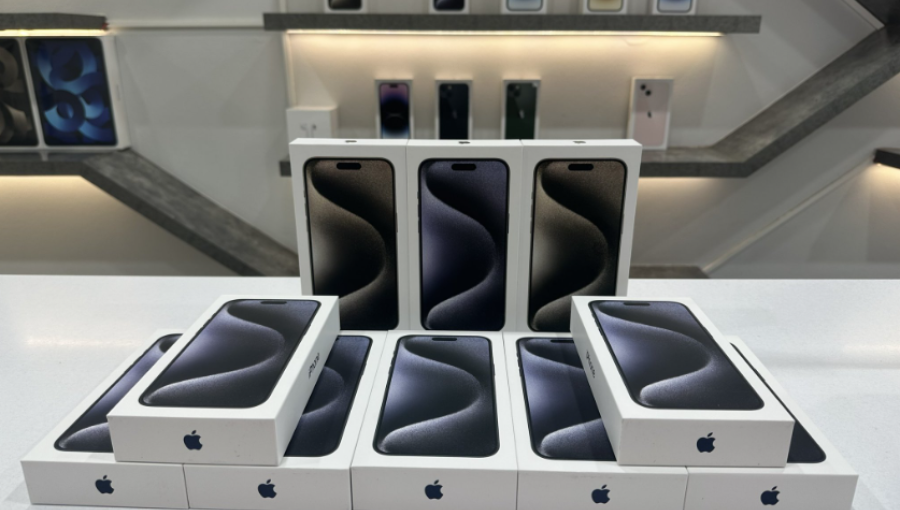 Сюрприз від Apple: розробка двох унікальних смартфонів до 20-річчя iPhone