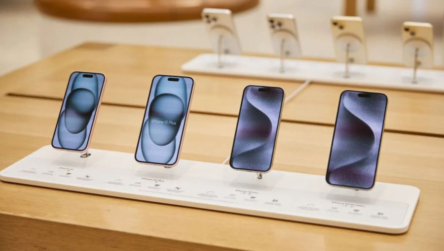 Сюрприз від Apple: розробка двох унікальних смартфонів до 20-річчя iPhone