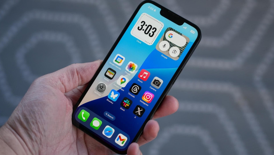 Чи варто купити iPhone 16e 