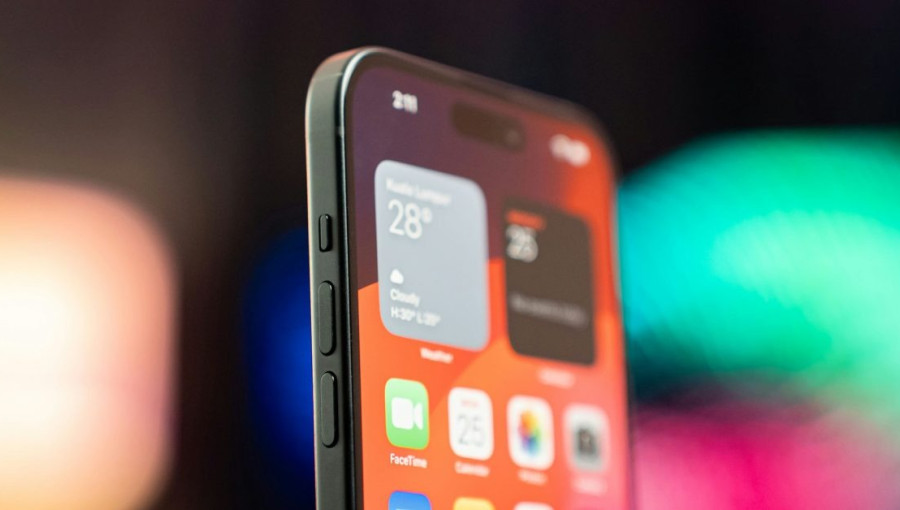 Сравнение iPhone 16 и Samsung Galaxy S25: Что выбрать?
