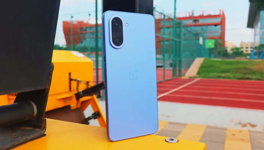 Огляд смартфона OnePlus Ace 5 Racing: топова продуктивність за середню ціну