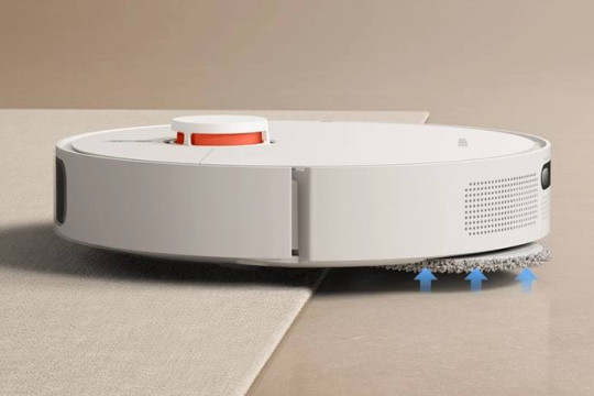 Огляд Xiaomi Mi Robot Vacuum X10+: пилосос, який сам себе чистить