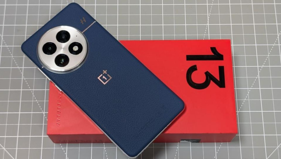 OnePlus 13 vs Galaxy S25 Edge: сравнение лучших Android-флагманов по производительности, дизайну и автономности.