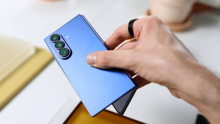 Samsung Fold 7, Flip 7, Flip 7 FE: огляд новинок 2025 року + додаткова памʼять в подарунок 