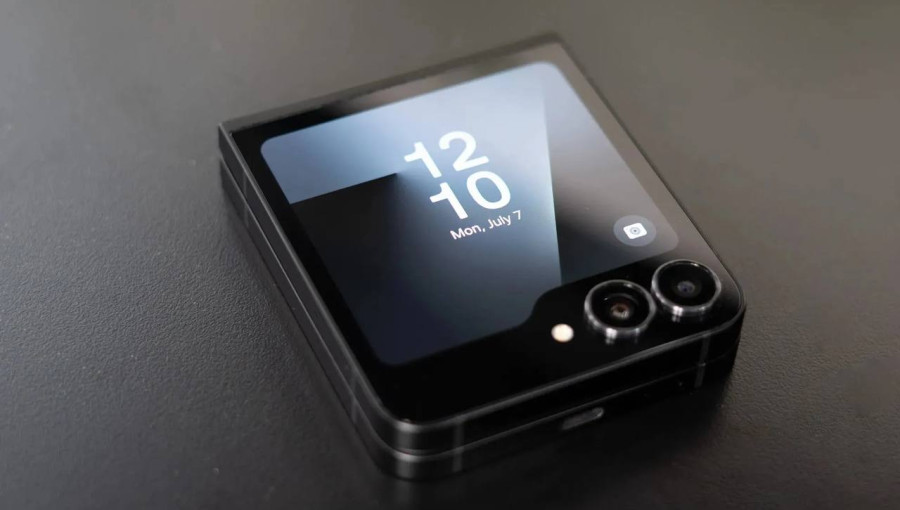 Samsung Fold 7, Flip 7, Flip 7 FE: огляд новинок 2025 року + додаткова памʼять в подарунок 