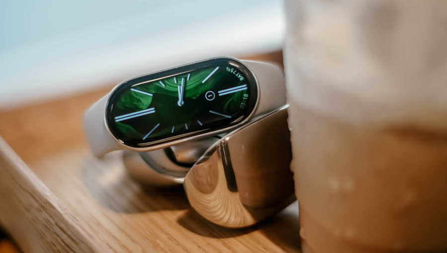 Вийшов новий фітнес-браслет Xiaomi Smart Band 10: які характеристики здивували